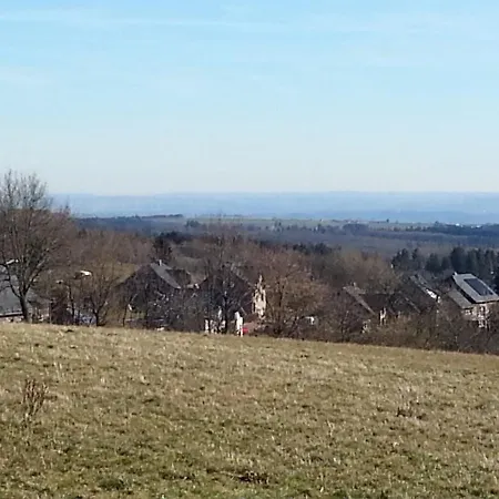 Ruhige Dachgeschosswohnung Mit Kleiner Sauna, Balkon, Aussicht Lejlighed Muellenbach